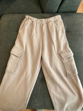 EUC Abercrombie & Fitch Beige Sweatpants Size Small
